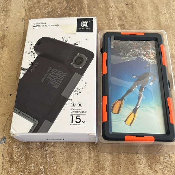 Waterproof  Diving Case. 15M never used in box - Picture 6 of 8